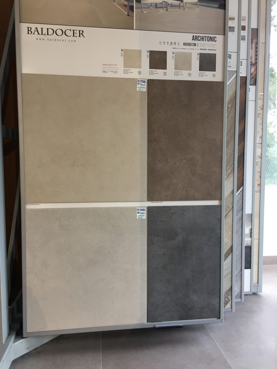 Architonic Bone/Smoke 60×60